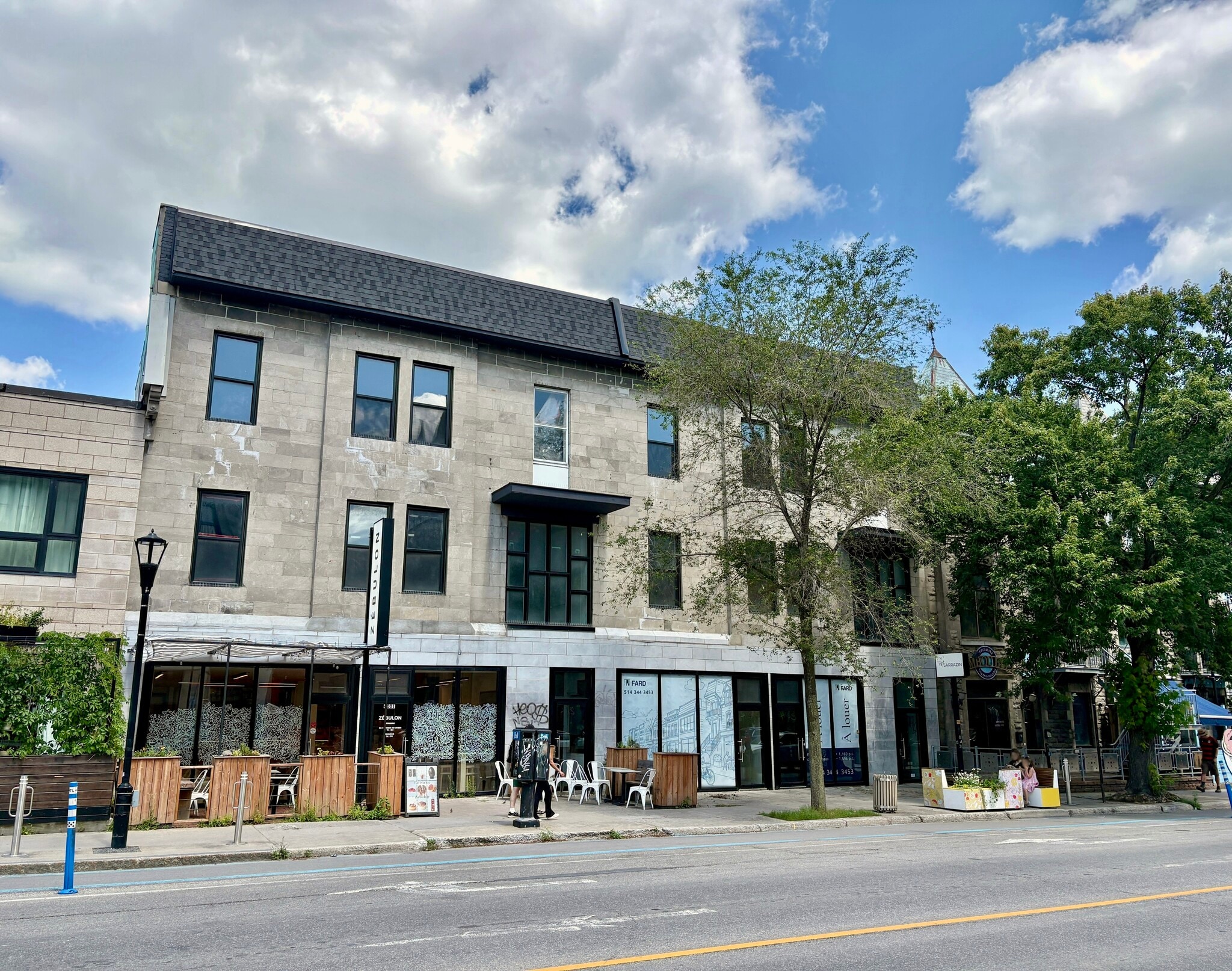 3999-4001 Rue Saint-Denis, Montréal, QC for lease Building Photo- Image 1 of 5