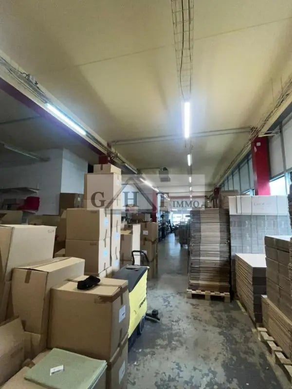 Industrial in Roissy-en-France for lease Building Photo- Image 1 of 7