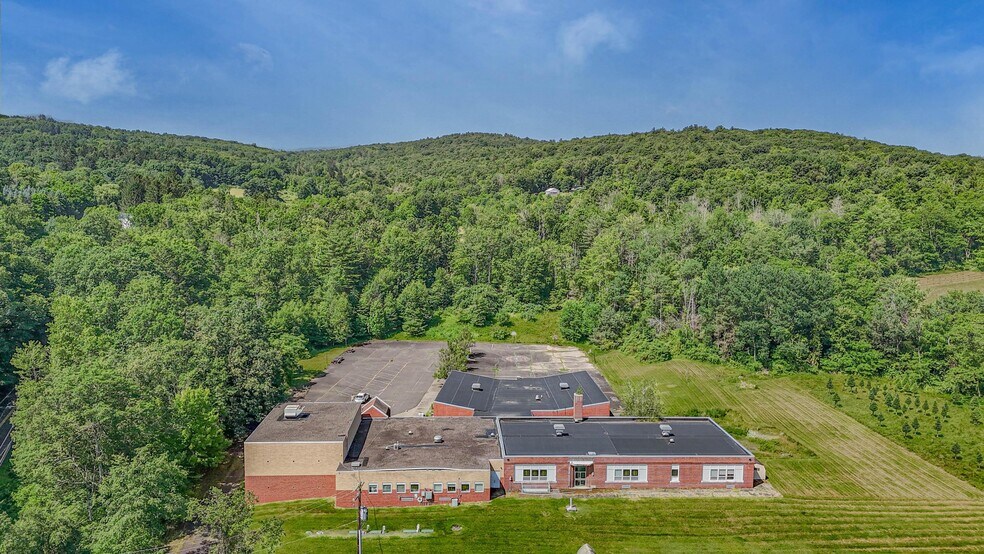 635 Sutton Creek Rd, Harding, PA à vendre - Photo du bâtiment - Image 2 de 42