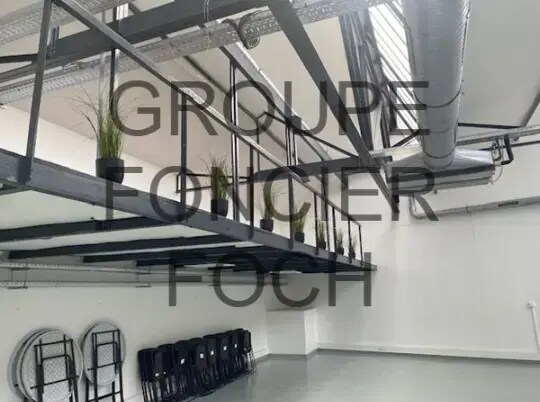 Retail in Lyon for sale - Interior Photo - Image 3 of 6