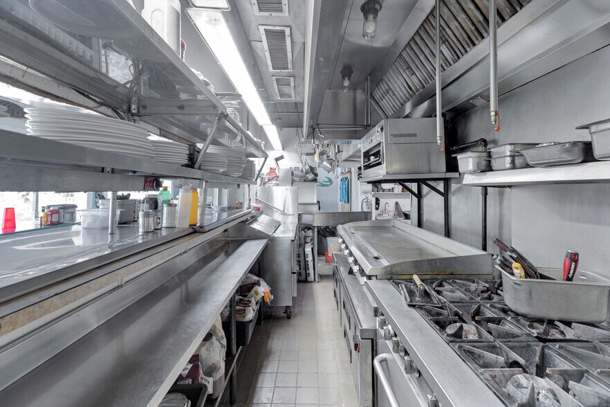 1240 Overseas Hwy, Marathon, FL à vendre - Photo intérieure - Image 3 de 76