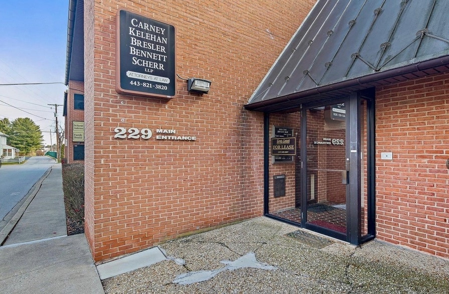 229 E Main St, Westminster, MD for lease Primary Photo- Image 1 of 26
