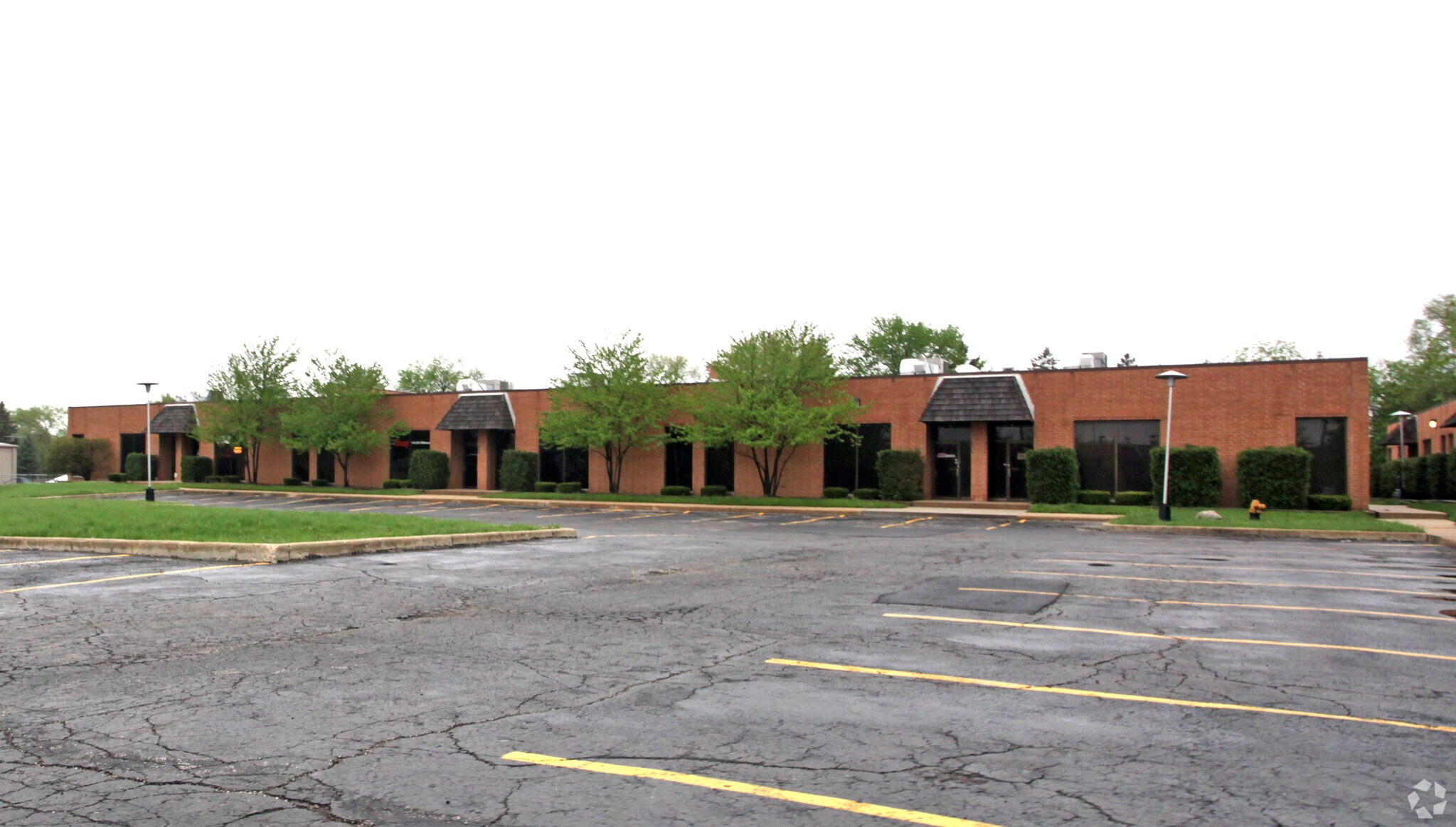 5016-5026 Chase Ave, Downers Grove, IL for lease Primary Photo- Image 1 of 4