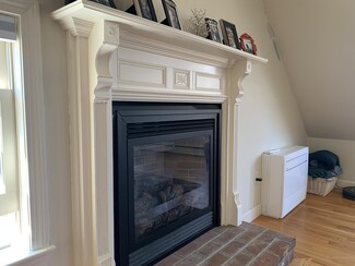 Plus de détails pour 15 Locke St, Kennebunkport, ME - Services hôteliers à vendre