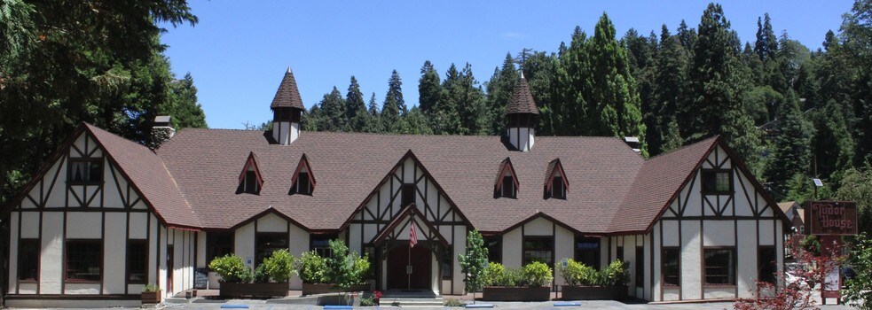 800 Arrowhead Villa Rd, Lake Arrowhead, CA à vendre - Photo du bâtiment - Image 2 de 25