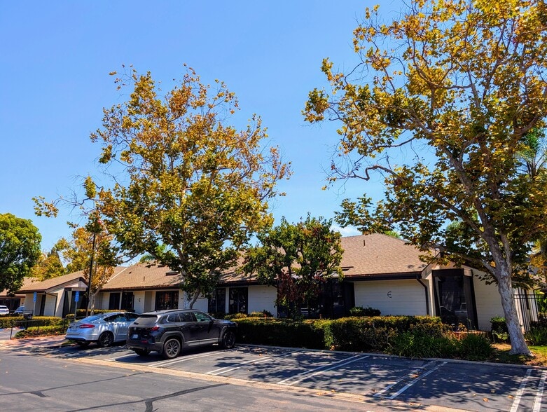 3151 Airway Ave, Costa Mesa, CA for sale - Building Photo - Image 2 of 10