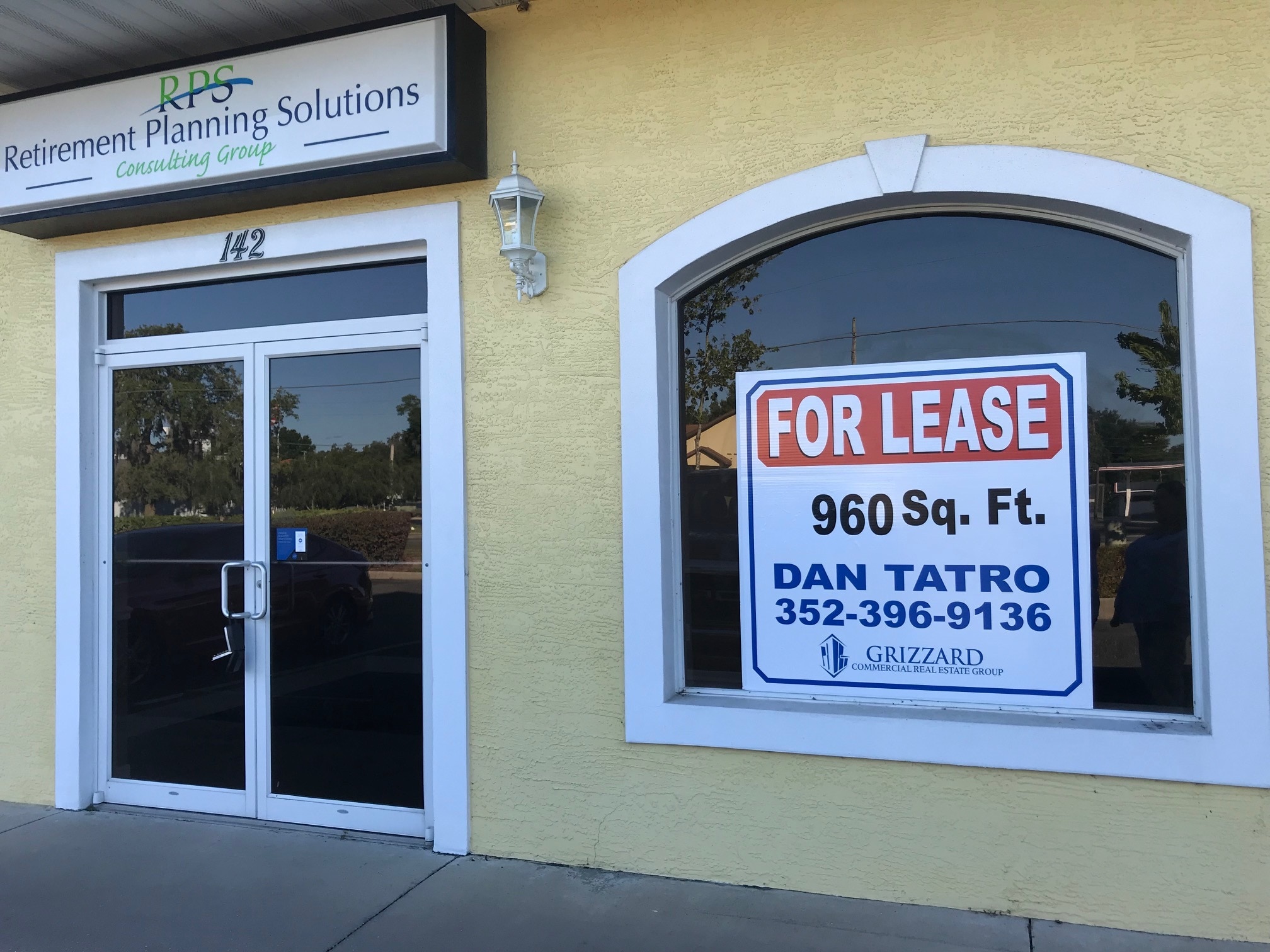 122-144 N Old Dixie Hwy, Lady Lake, FL for lease Primary Photo- Image 1 of 6