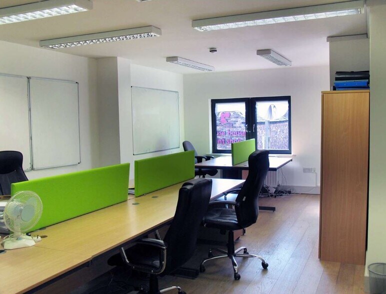 12-14A Bath St, Altrincham à louer - Photo du bâtiment - Image 3 de 5