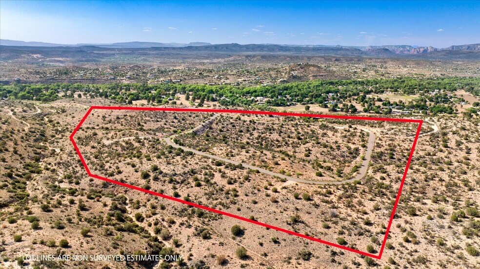3410 Coronado Trail, Rimrock, AZ à vendre - Photo du bâtiment - Image 2 de 25