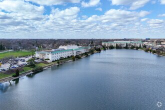 2250 E Devon Ave, Des Plaines, IL - Aerial  map view