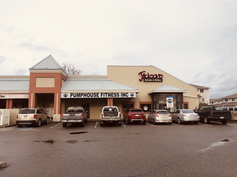 5725 Vedder Rd, Chilliwack, BC for lease - Building Photo - Image 2 of 2