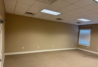 1150 Expressway Dr, Pineville, LA for lease Interior Photo- Image 2 of 2