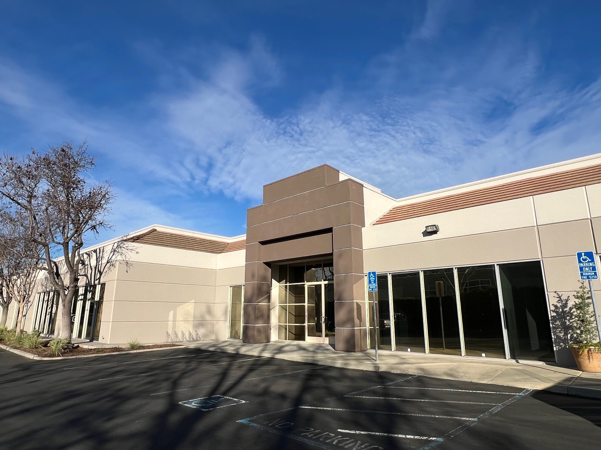 743 Camden Ave, Campbell, CA for lease Interior Photo- Image 1 of 9