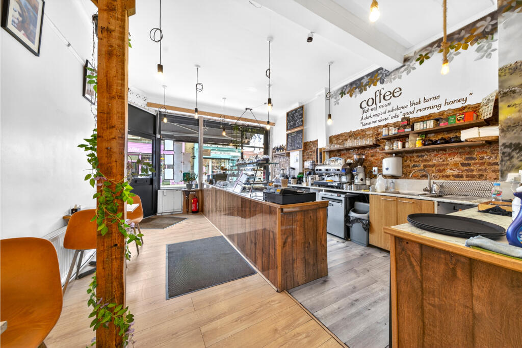 157 Stoke Newington Church St, Londres à louer Photo intérieure- Image 1 de 17