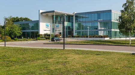 4 Brooklands, Weybridge for lease - Building Photo - Image 2 of 15