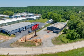 920 W Skelly Dr, Tulsa, OK - Aerial  map view