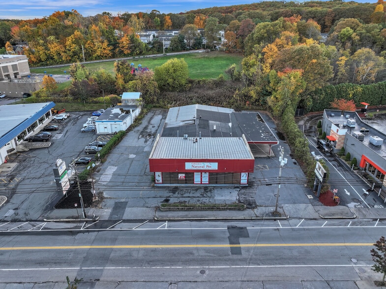 994 Grafton St, Worcester, MA for lease - Building Photo - Image 2 of 4