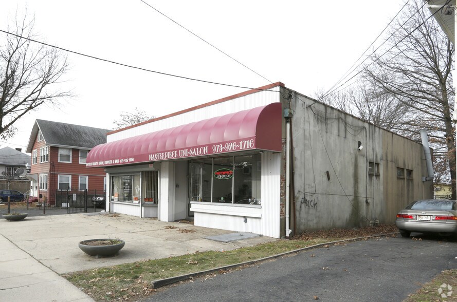 1556-1558 Summit Ave, Hillside, NJ à louer - Photo du bâtiment - Image 3 de 3