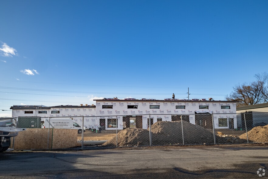 1093 N Parkinson St, Eagle, ID for sale - Building Photo - Image 2 of 4