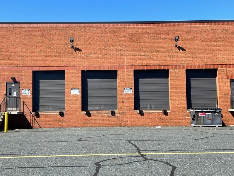 8515 Kelso Dr, Essex, MD for lease - Building Photo - Image 2 of 4