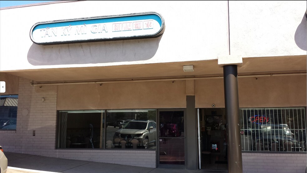 5225-5249 El Cajon Blvd, San Diego, CA à louer - Photo du bâtiment - Image 1 de 1