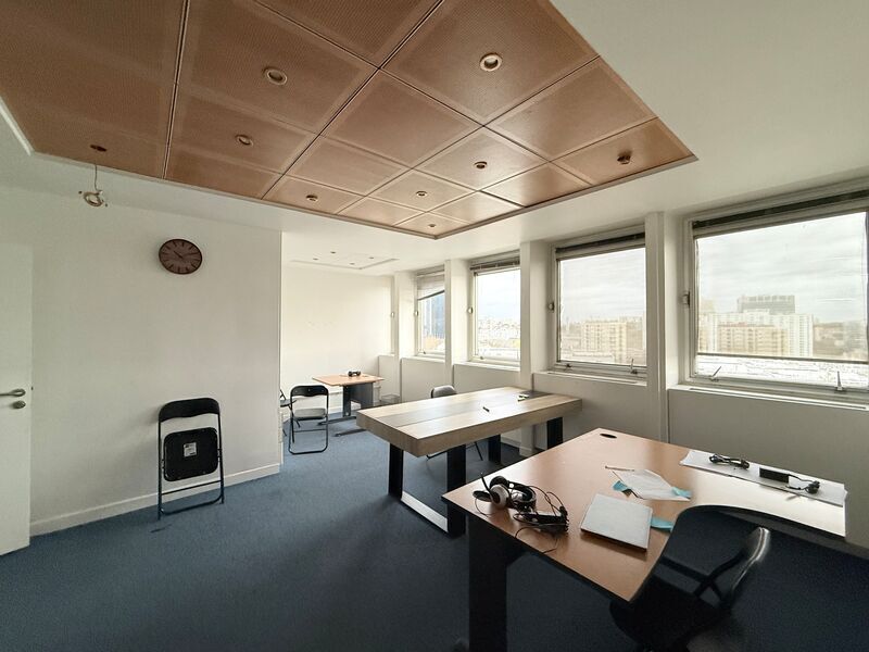 221 Boulevard Davout, Paris for sale Interior Photo- Image 1 of 9