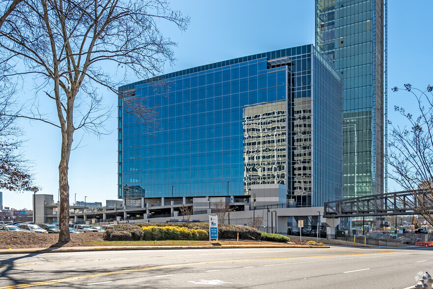 788 Circle 75 Pky SE, Atlanta, GA for lease - Primary Photo - Image 1 of 7