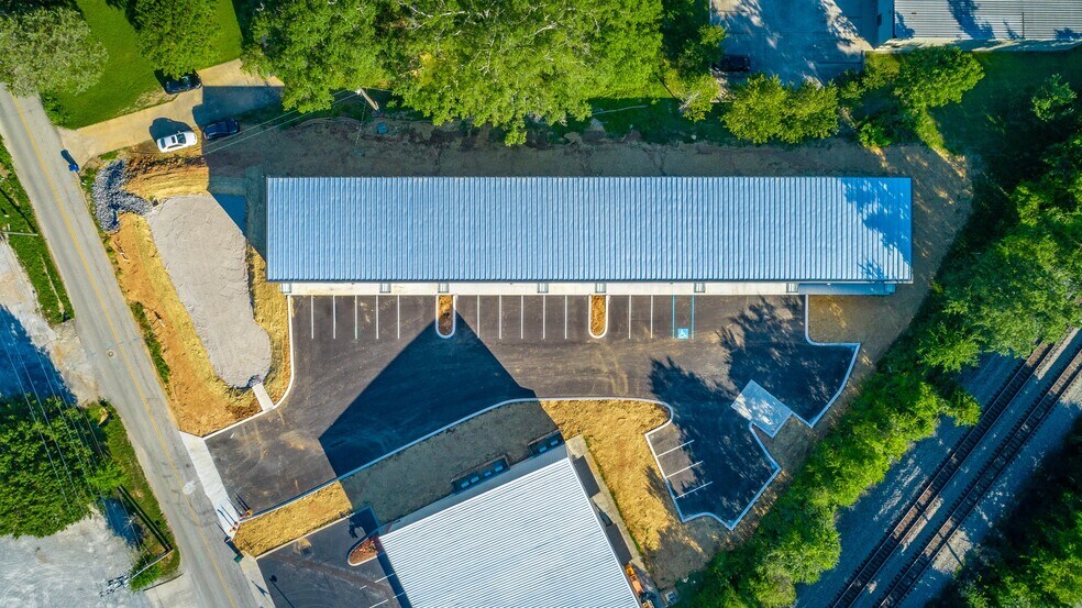 4740 Adams Rd, Hixson, TN à louer - Photo du bâtiment - Image 3 de 5