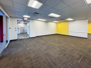 3421 Olympia Dr, Raleigh, NC à louer Photo intérieure- Image 1 de 7