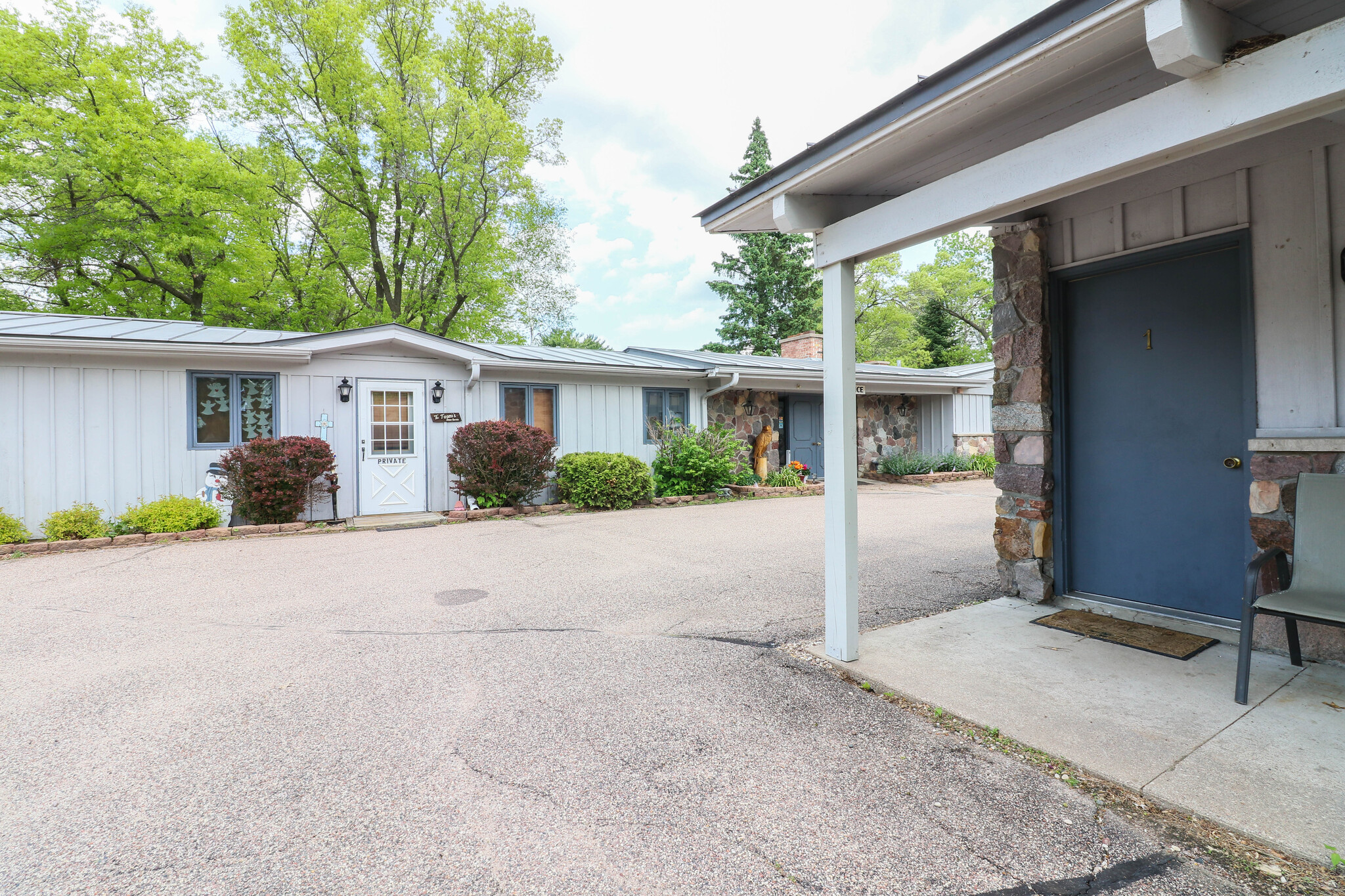 410 N Main St, Iola, WI for sale Building Photo- Image 1 of 1