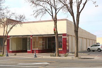 Plus de détails pour 41-43 N Main St, Porterville, CA - Commerce de détail à louer
