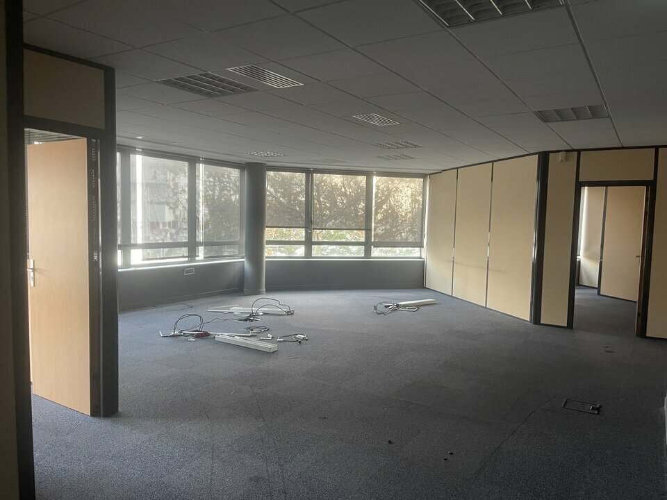 Office in Le Havre for lease Building Photo- Image 1 of 2