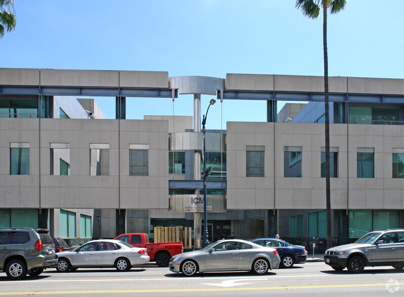 8942 Wilshire Blvd, Beverly Hills, CA à louer - Photo du bâtiment - Image 2 de 20