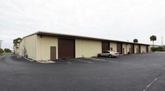 Plus de détails pour 1056 NE Pine Island Rd, Cape Coral, FL - Industriel à louer