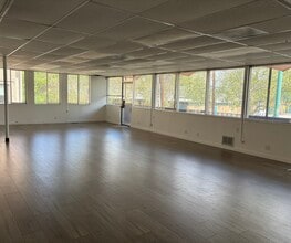 930 Alhambra Blvd, Sacramento, CA for lease Interior Photo- Image 2 of 11