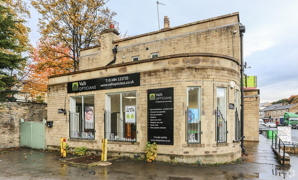 260 Lockwood Rd, Huddersfield for lease - Building Photo - Image 3 of 3