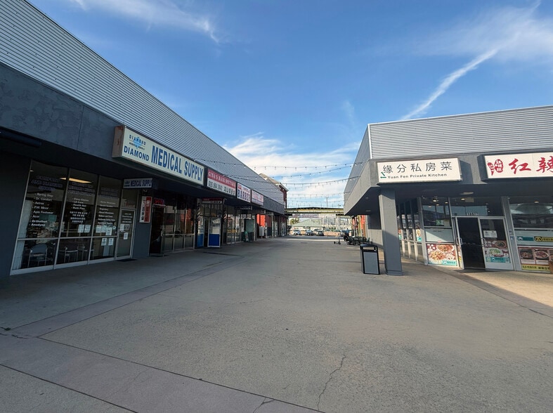18881 Colima Rd, Rowland Heights, CA for lease - Building Photo - Image 3 of 8