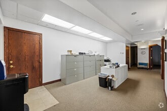 43525 Ridge Park Dr, Temecula, CA for lease Building Photo- Image 1 of 3