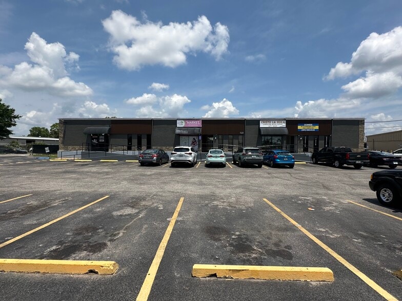 1011 W Lancaster Rd, Orlando, FL for sale - Building Photo - Image 1 of 30