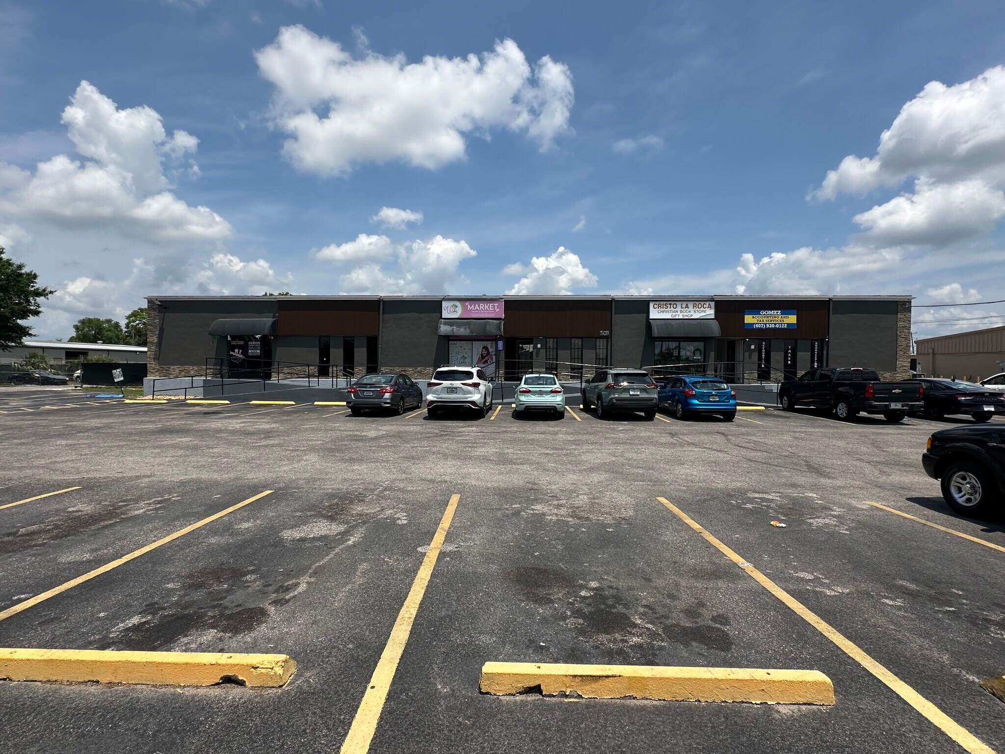 1011 W Lancaster Rd, Orlando, FL for sale Building Photo- Image 1 of 31