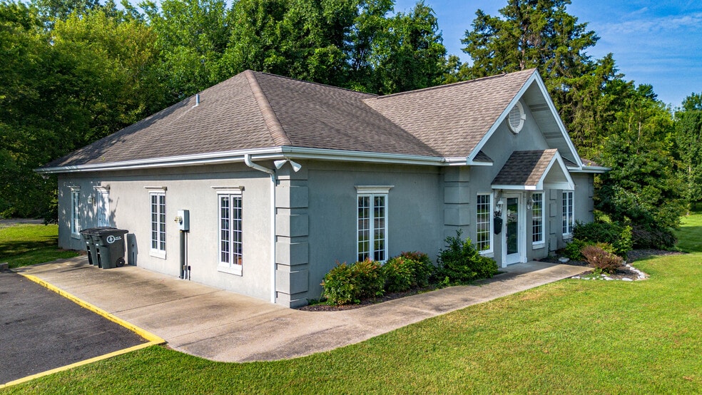 3140 Parisa Dr, Paducah, KY for sale - Primary Photo - Image 1 of 53