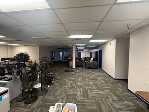 1500 Delaware Ave, Des Moines, IA for lease Interior Photo- Image 1 of 4