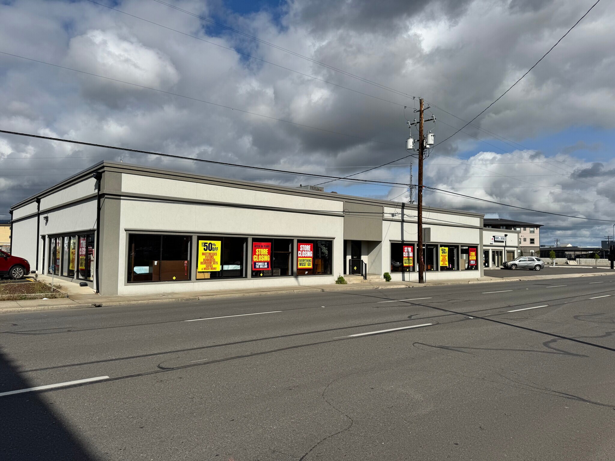 1165 Court St, Medford, OR for lease Primary Photo- Image 1 of 6