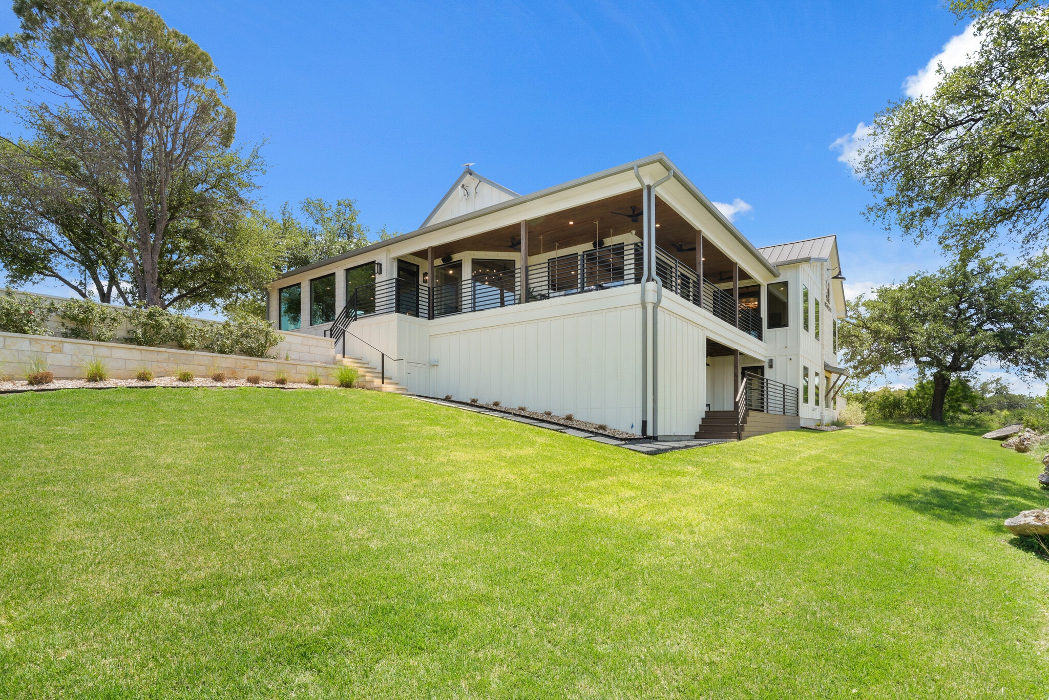 602 Steve Hawkins Pky, Marble Falls, TX à vendre Photo du bâtiment- Image 1 de 23