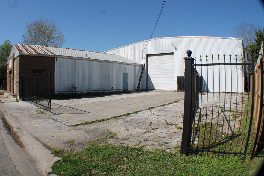 5517 Dorbrandt St, Houston, TX for sale - Building Photo - Image 3 of 26