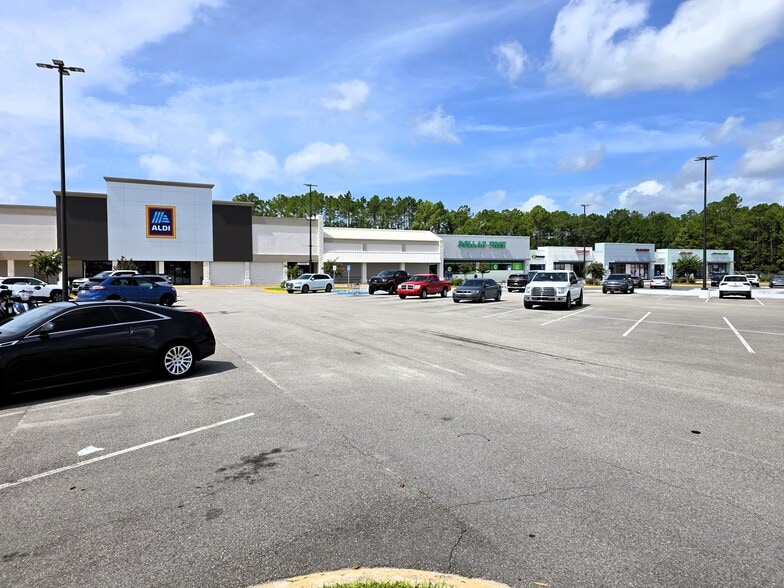1351 Boone Avenue Ext E, Kingsland, GA for lease - Building Photo - Image 2 of 24