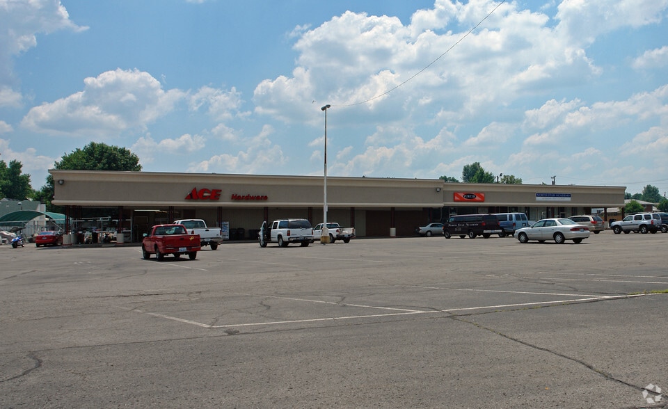 1784-1820 Bryan Station Rd, Lexington, KY for lease - Primary Photo - Image 1 of 3