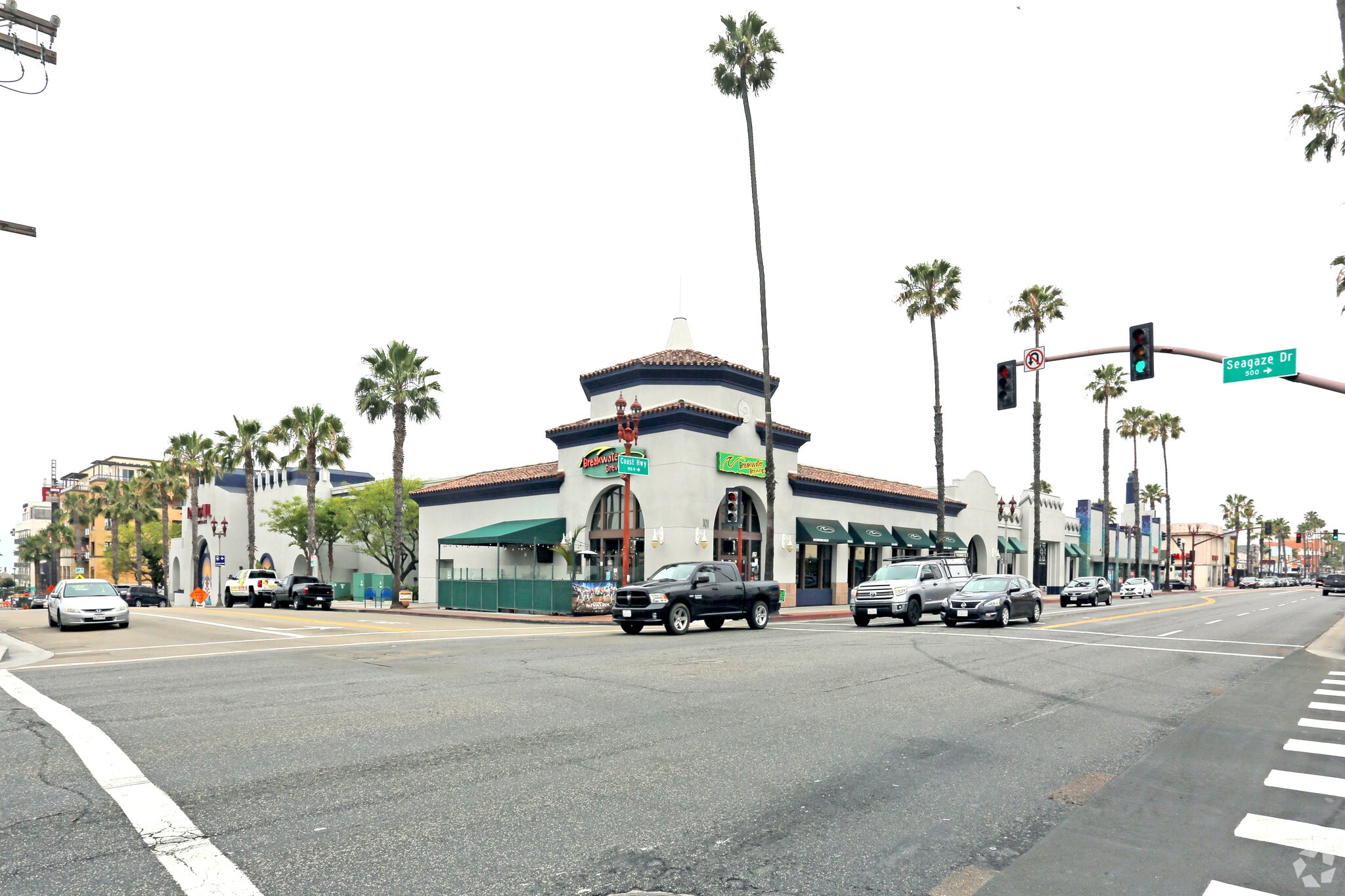 401-409 Mission Ave, Oceanside, CA for lease Building Photo- Image 1 of 5