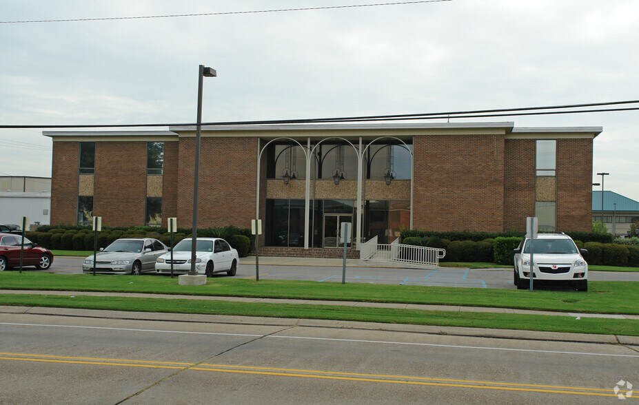 3200 Cleary Ave, Metairie, LA à vendre - Photo du bâtiment - Image 3 de 3