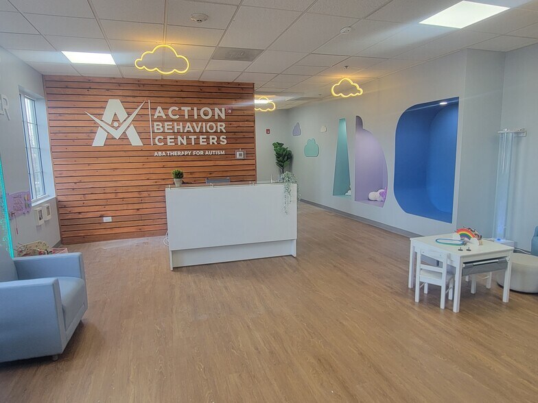 10043 Lincoln Hwy, Frankfort, IL à louer - Photo du bâtiment - Image 2 de 9